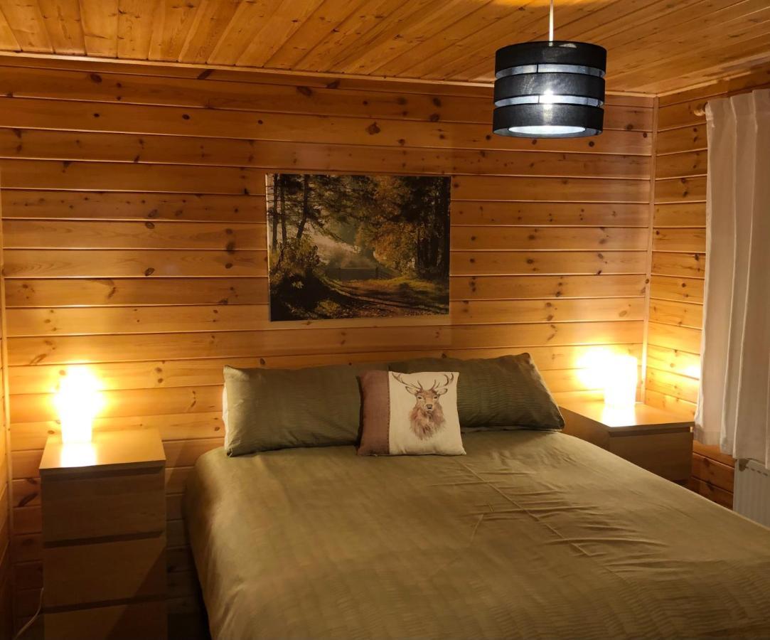 Balquhidder Braes Holiday Park Lodges, Mostly With Hot Tubs And Pet Friendly, Ev Facilities Лохернхед Экстерьер фото