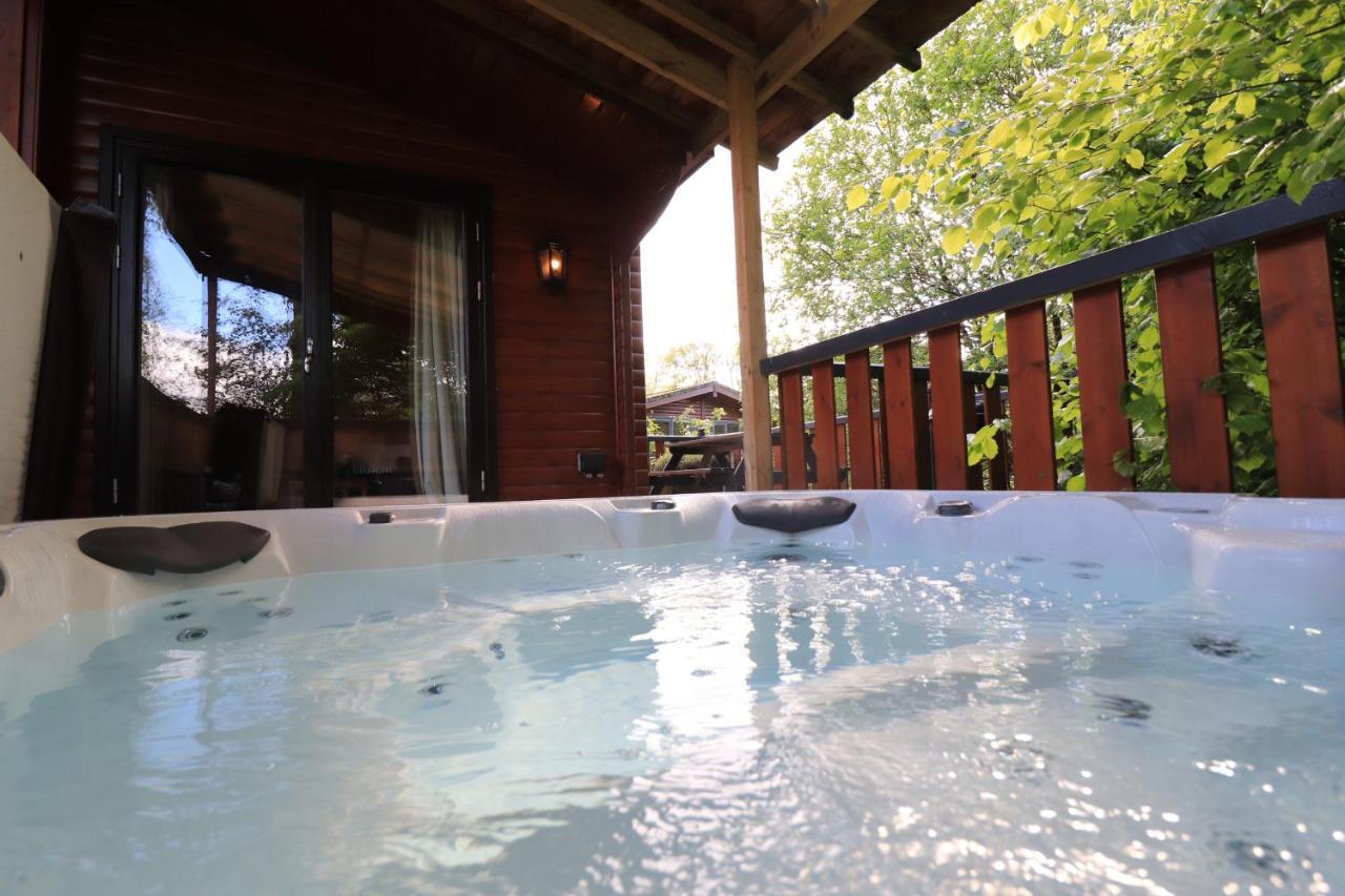 Balquhidder Braes Holiday Park Lodges, Mostly With Hot Tubs And Pet Friendly, Ev Facilities Лохернхед Экстерьер фото