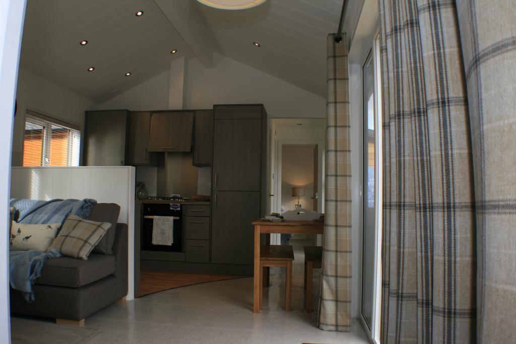 Balquhidder Braes Holiday Park Lodges, Mostly With Hot Tubs And Pet Friendly, Ev Facilities Лохернхед Экстерьер фото