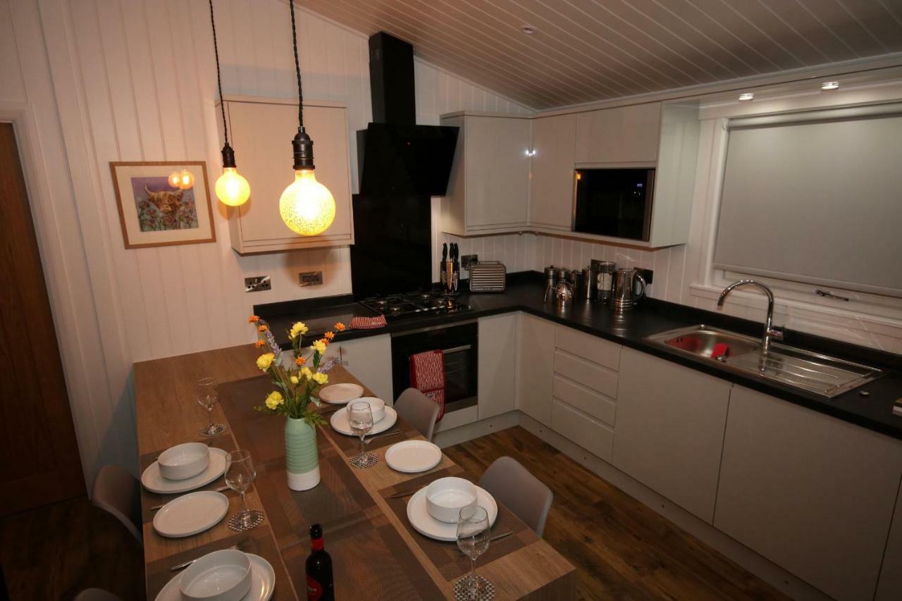 Balquhidder Braes Holiday Park Lodges, Mostly With Hot Tubs And Pet Friendly, Ev Facilities Лохернхед Экстерьер фото